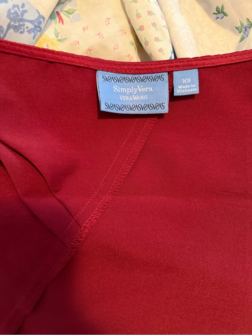 Simply Vera Vera Wang Red Women's Top